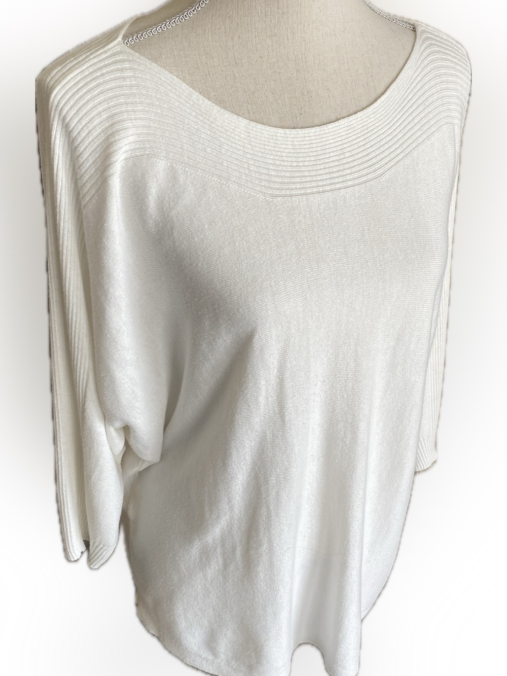 Boatneck Lightweight Women's Sweater in Cream
